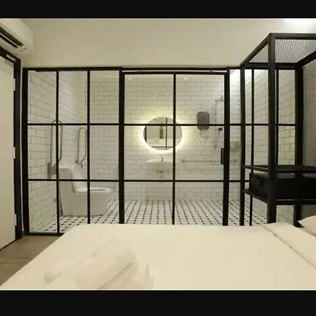 Z Hotel Ara Damansara, Lrt, Mall, Airport Petaling Jaya Eksteriør billede