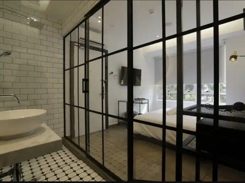 Z Hotel Ara Damansara, Lrt, Mall, Airport Petaling Jaya Eksteriør billede